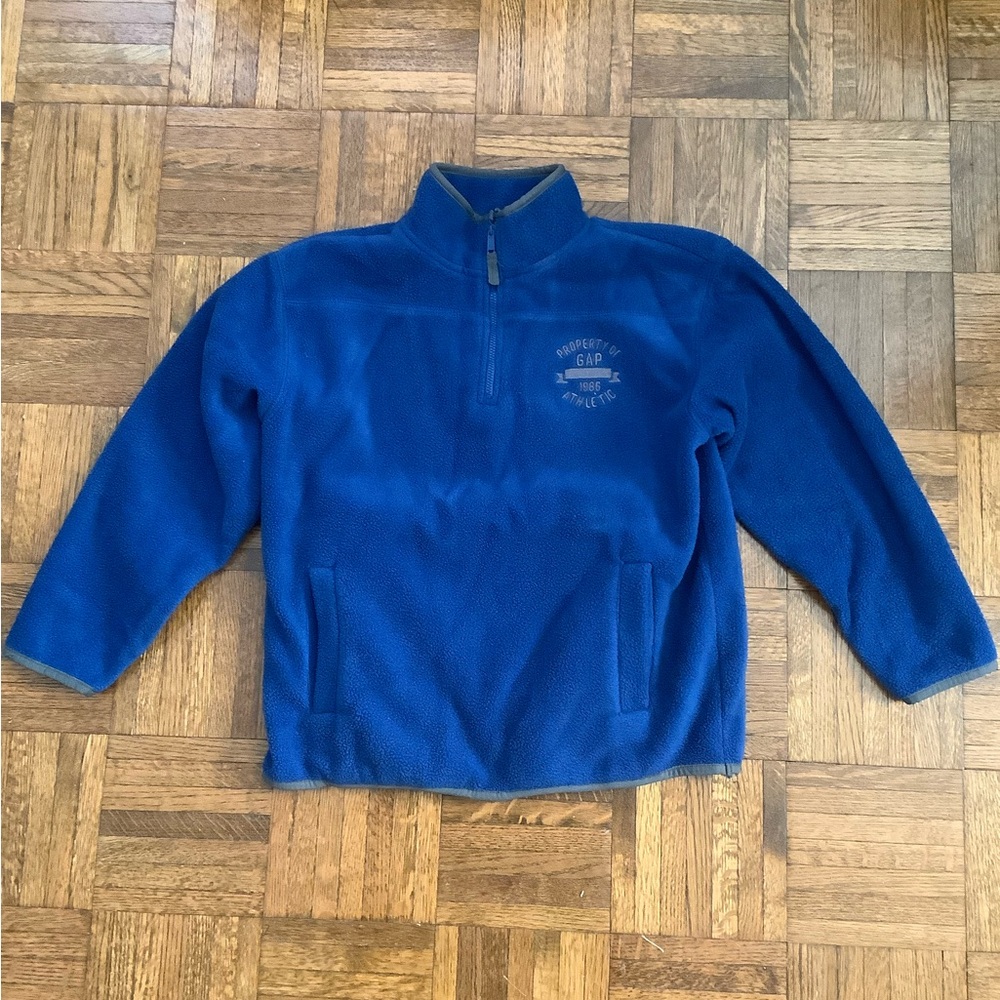 Fleece pullover. Youth size.